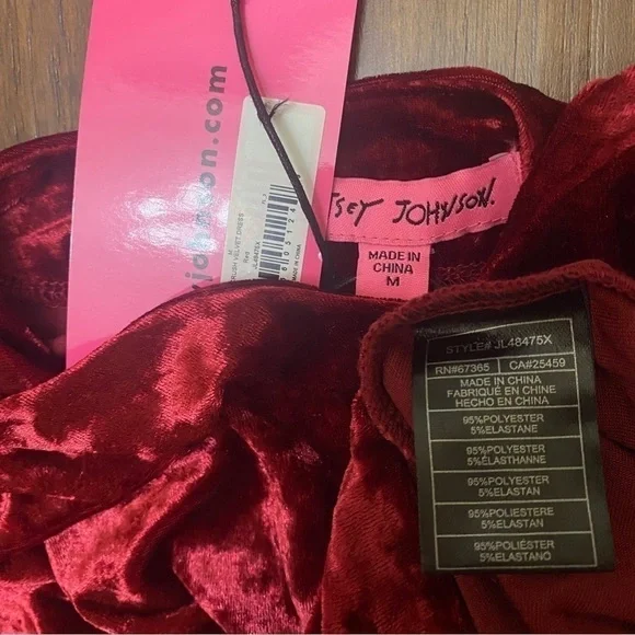 NWT Betsey Johnson Valentine Red Crush Velvet Dress M - Picture 13 of 13